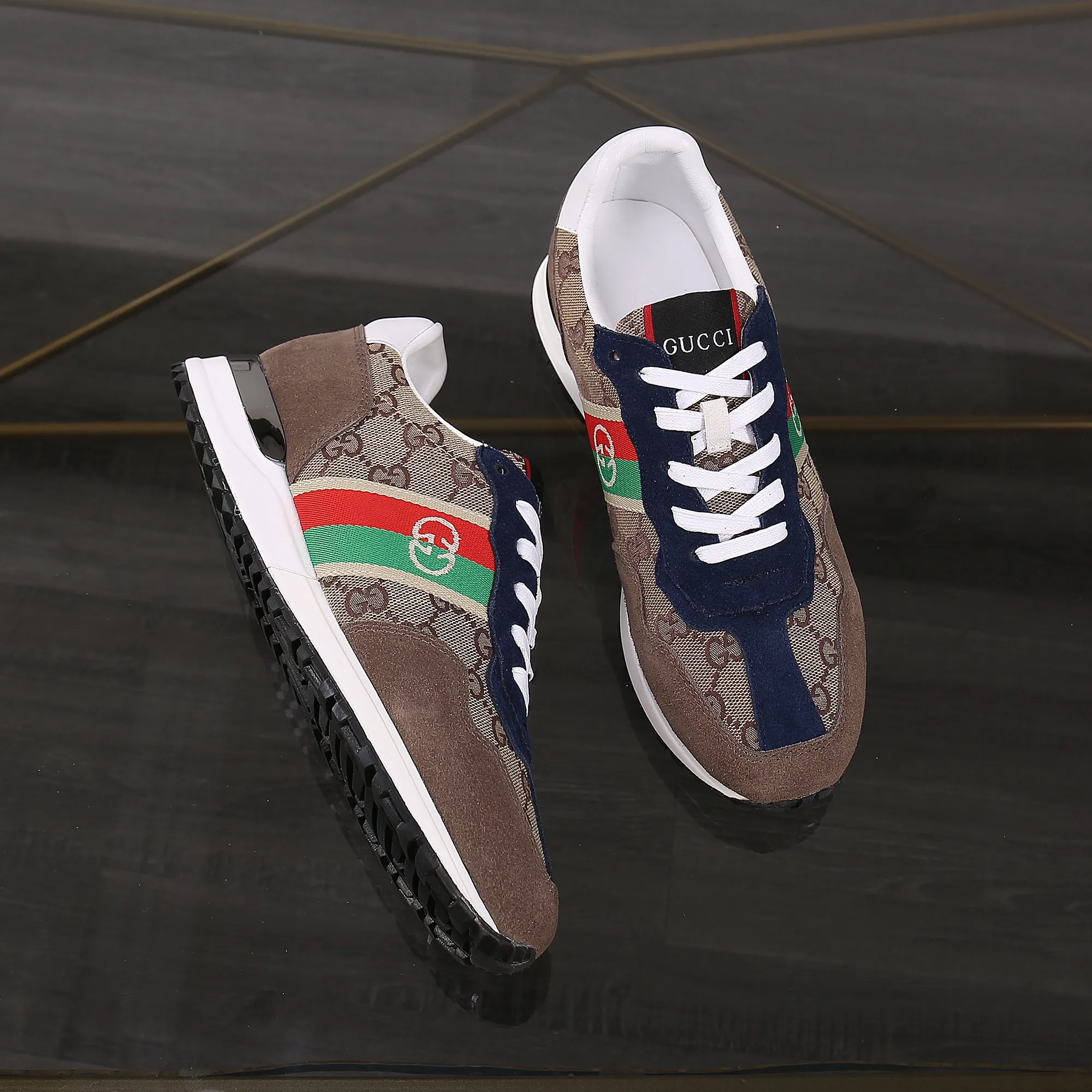 Factory price: 400💰New model is here again! [Gucci Sports Men's Shoes] Gucci fashionable casual men's shoes🇨🇳Original 1:1 mold, new model debuts first💯Not high-profile but avant-garde, simple, low-key and fashionable, super versatile style🌿Made of original cowhide➕Sheepskin lining🎋The version is comfortable on the feet, first-class workmanship🍍Number: 38-44, customized 45